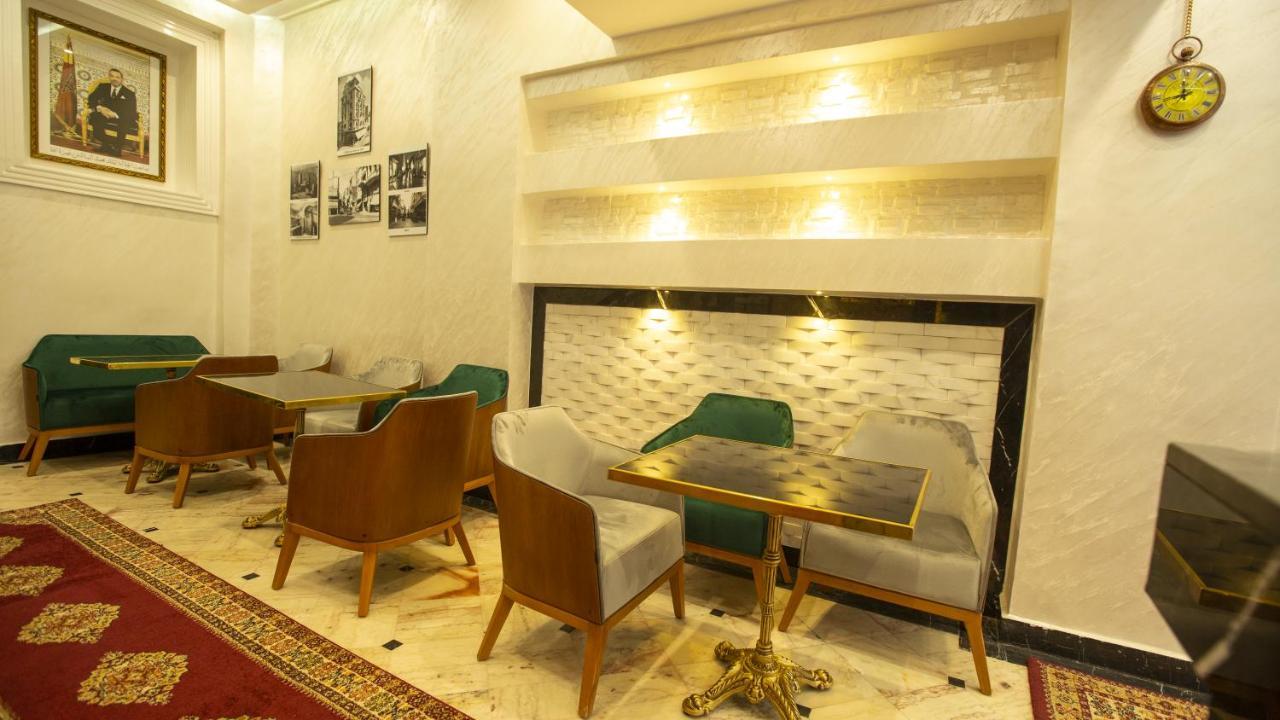 De Paris 3*
